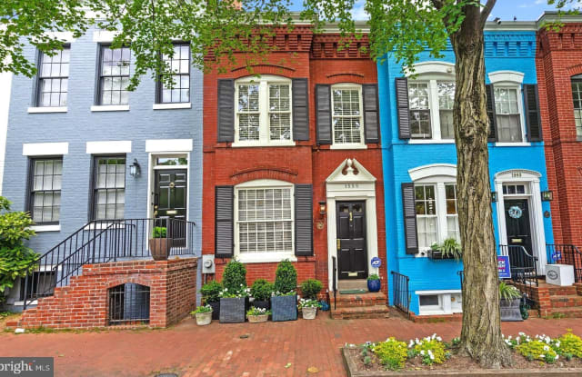 1555 33RD STREET NW - 1555 33rd Street Northwest, Washington, DC 20007