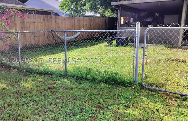 213 Woodbridge Dr Gallery 2