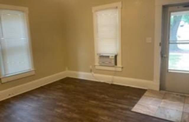 108 North Sedgwick Street Gallery 3