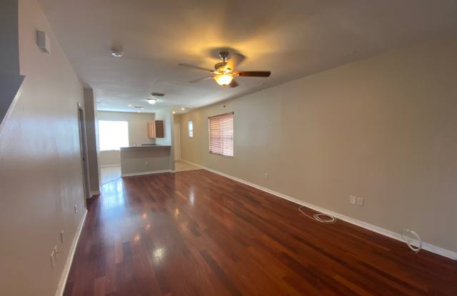 4917 Elizabeth Anne Cir Gallery 3