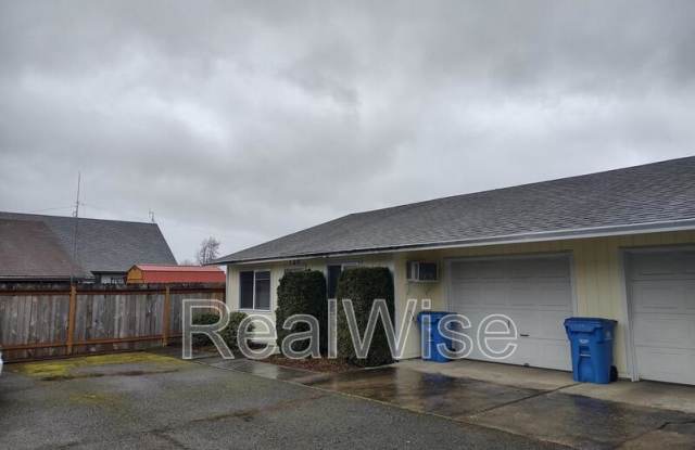 120 Sunny Ln Gallery 3