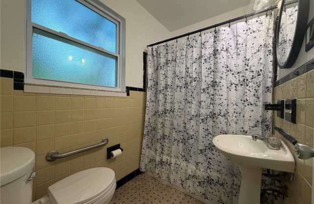 6013 CHENANGO Lane Gallery 4
