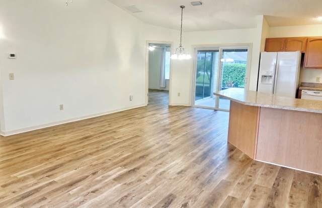 1704 LISETTE Way Gallery 4