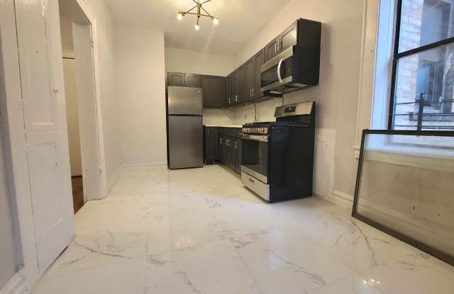 600 Salem Ave photos photos