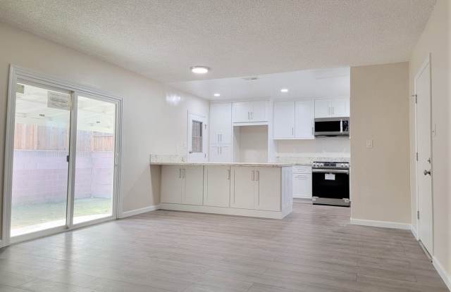6834 Severn Drive Gallery 3