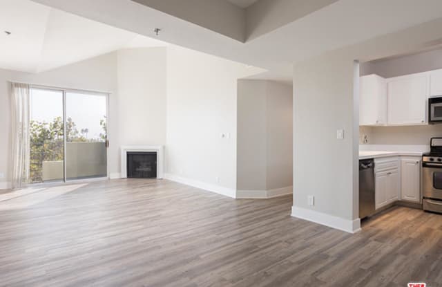 627 North ROSSMORE Avenue - 627 North Rossmore Avenue, Los Angeles, CA 90004