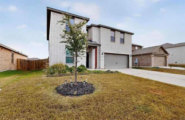 305 Honeysuckle Lane photos photos