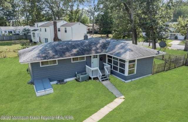 80 Larkin - 80 Larkin Place, Oakhurst, NJ 07755