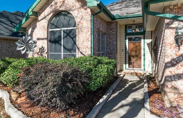2748 Salado Trail - 2748 Salado Trail, Fort Worth, TX 76118