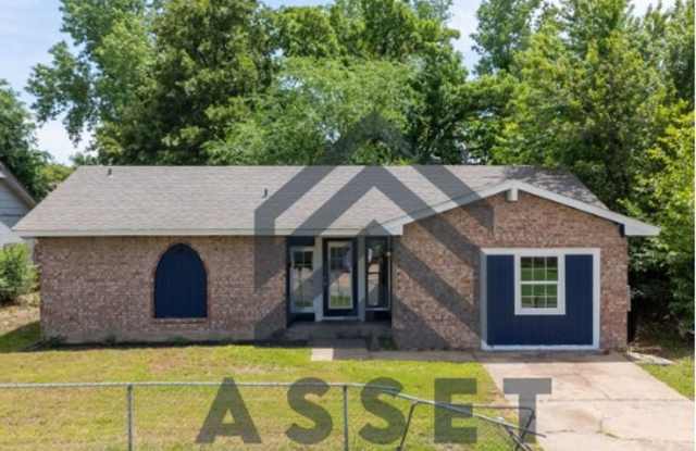 Cute 4 Bedroom Home photos photos