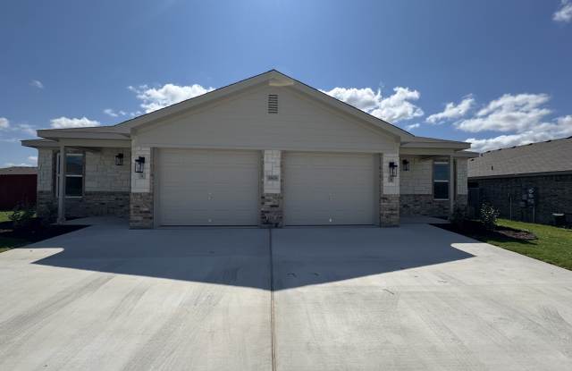 5808 McGregor Loop - A Gallery 1