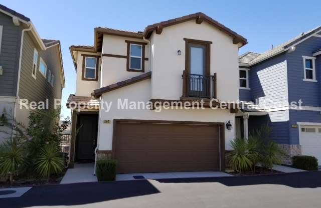 AVAILABLE AUGUST - New Paso Townhouse - 3 Bed / 2.5 Bath photos photos
