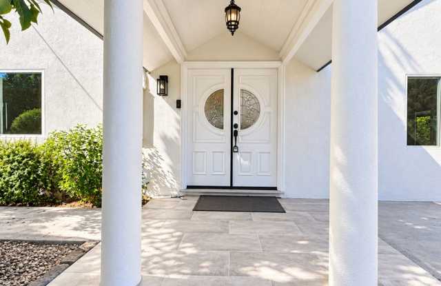 Beautifully Remodeled Gated West Hills Home with Spacious Yard Gallery 3
