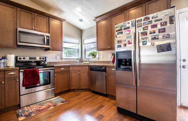 6906 Suzanne Drive Gallery 4