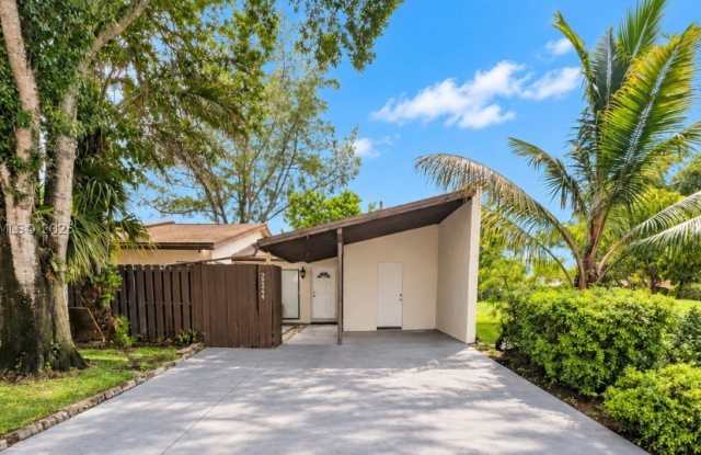 22344 Palomita Dr Gallery 1