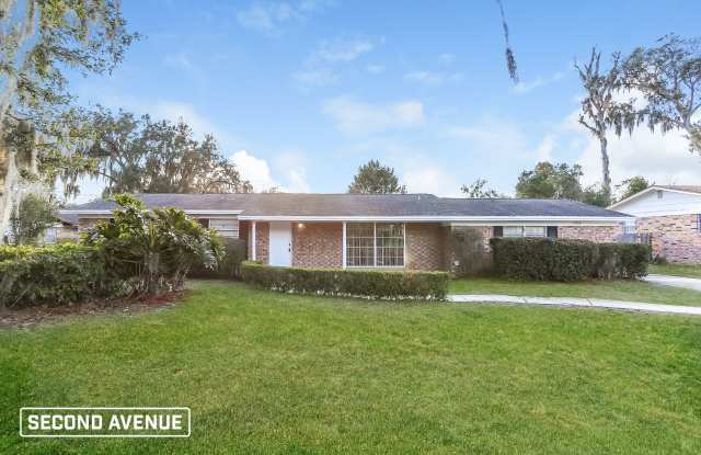 2886 River Oak Dr - 2886 River Oak Drive, Lakeside, FL 32073