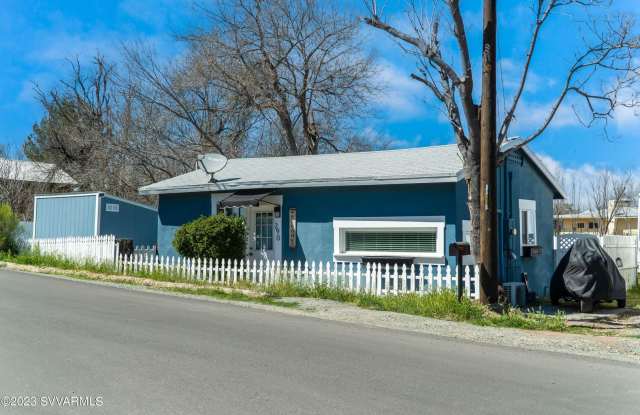 290 E Pima St - 290 East Pima Street, Cottonwood, AZ 86326