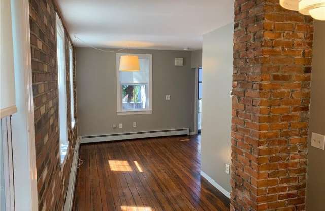 81 Sheldon Street Gallery 4