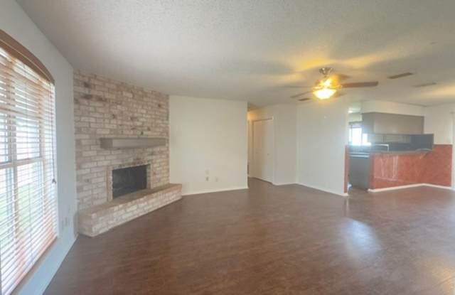 3 bedroom 2 bath house in Calallen area Gallery 4