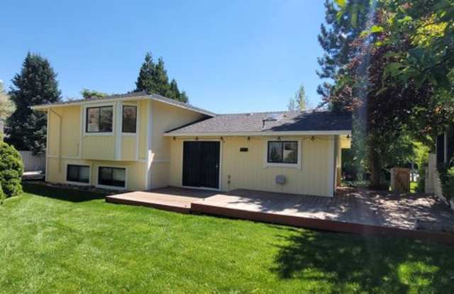 3575 Gibraltar Drive Gallery 4