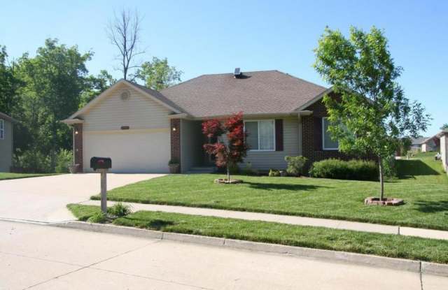 Beautiful single family home located in a quiet cul-de-sac photos photos
