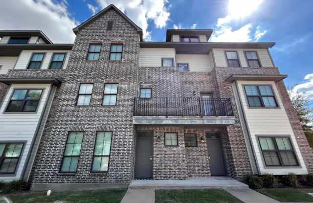 632 Clay Street photos photos