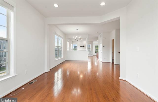 42691 GALBRAITH SQUARE Gallery 4