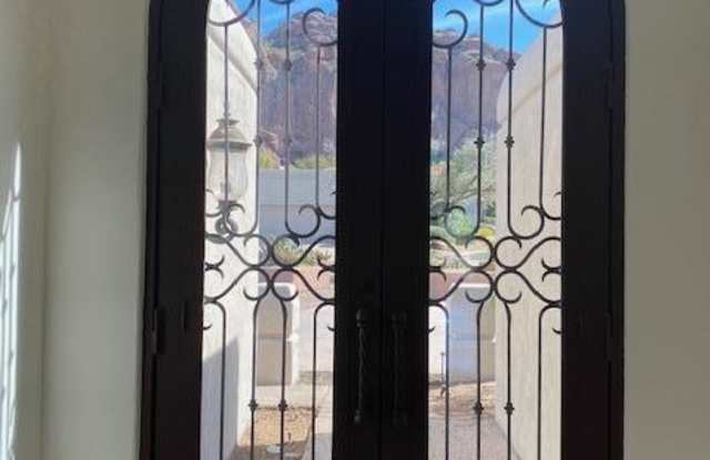 5964 N ECHO CANYON Drive Gallery 2