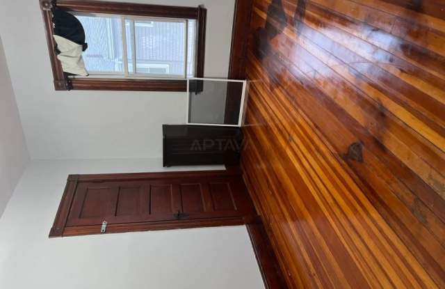 48 Summer St. photos photos