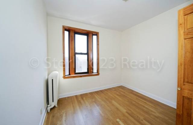 31-11 38th St 2F Gallery 2