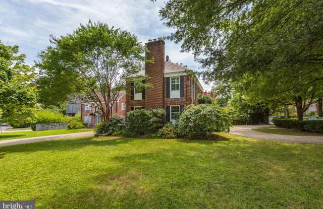 5110 HAMPDEN LANE Gallery 4