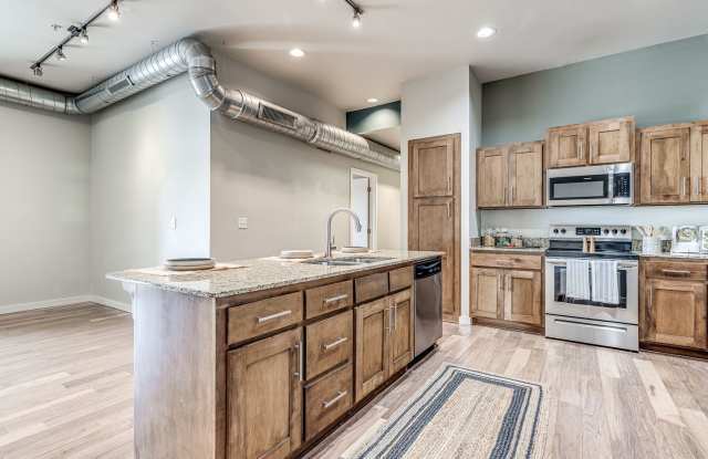 Military/First Responder Discount Available- 3 Bedroom/2 Bath Downtown OKC Condo WITH 2 Covered Parking Spaces photos photos