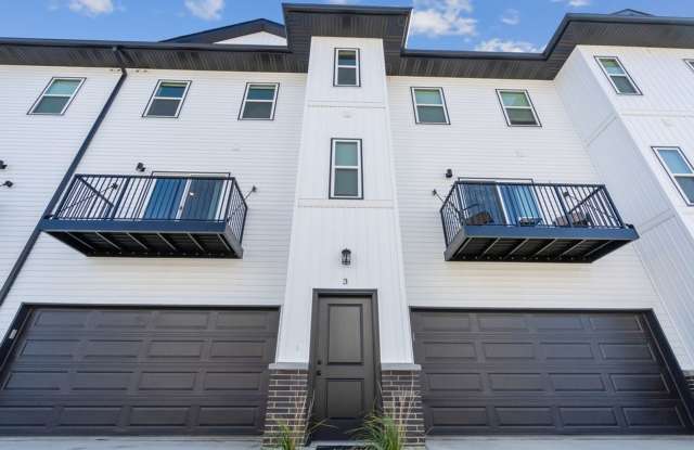 Brand New Condo 3bd 2.5 ba for RENT!! photos photos