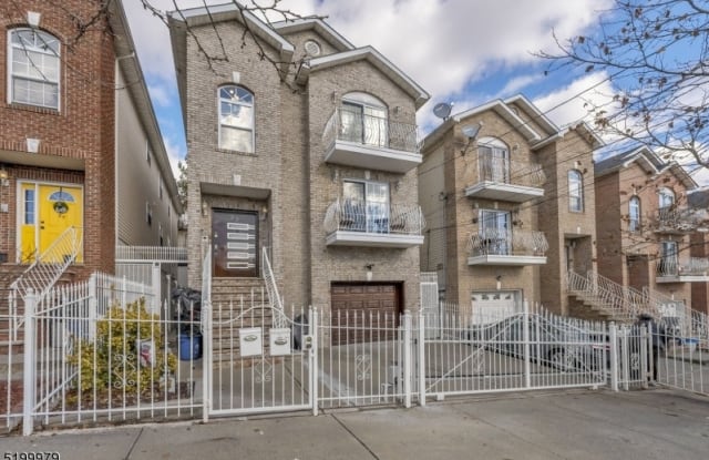 23 Chester Ave - 23 Chester Avenue, Newark, NJ 07104