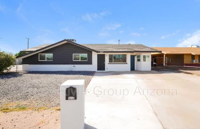 1757 E Wier Ave photos photos
