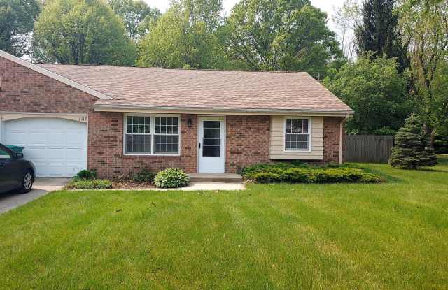 2 Bedroom 1 Bath 1025 Sqft Home Minutes to Downtown Stevensville - 2112 Charles Drive, Berrien County, MI 49127