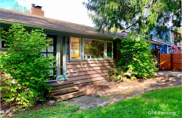 Matthews Beach 3 bd Available now! photos photos