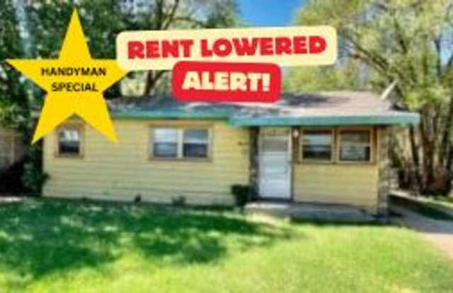 Handyman Special $0 First Month's Rent / “You fix, you SAVE BIG!!” Contact Mayshell for details: 806 704-3055 ext 2 photos photos