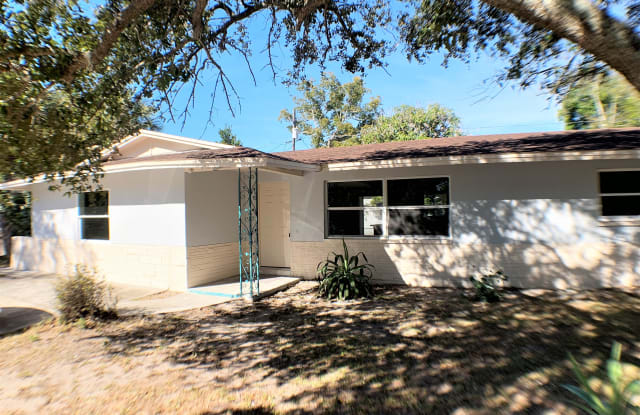 1114 La Salle St - 1114 La Salle St, Clearwater, FL 33755
