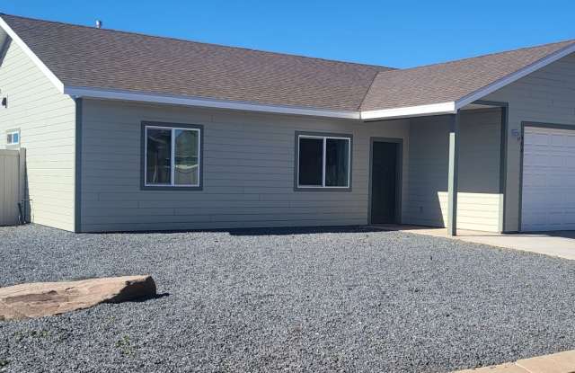 3 bed/2 bath House with private Hot Tub - 406 Washington Street, Snowflake, AZ 85937