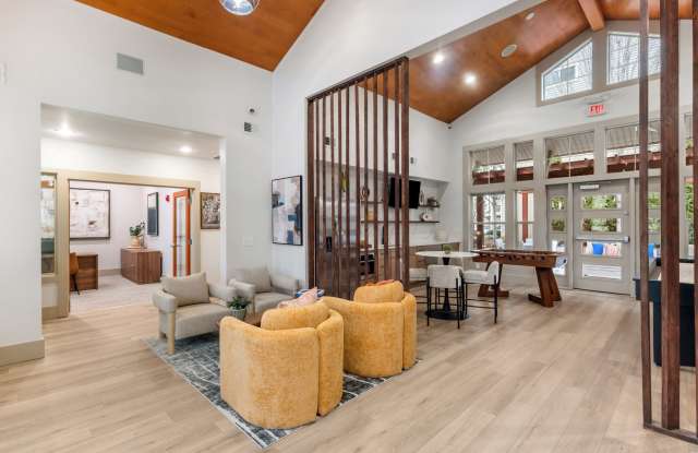 Island View Apartments Gallery 2