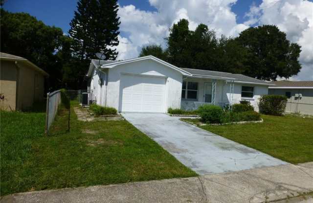 7405 OAK CREST Drive Gallery 3
