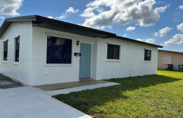 14735 SW 107th Ave photos photos