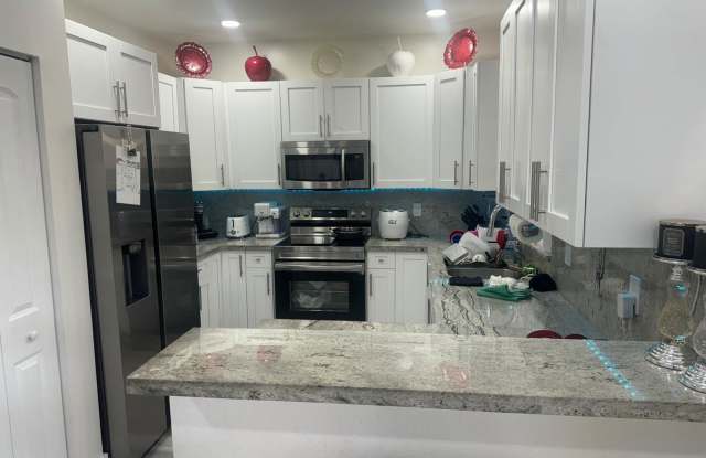 4144 Northeast 26th Street photos photos