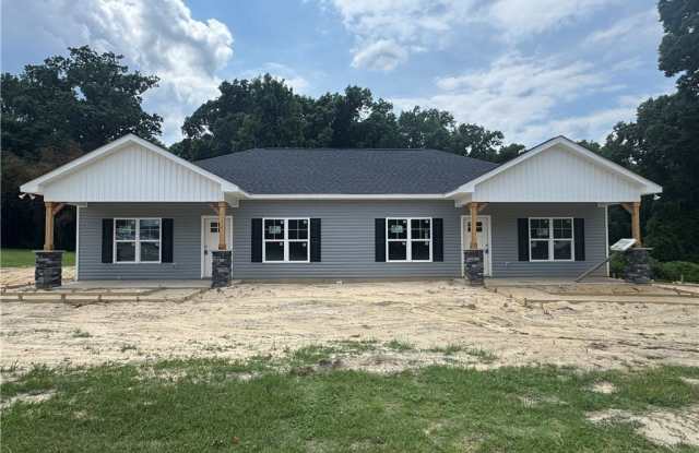 1425 Cain Road - 1425 Cain Road, Fayetteville, NC 28303