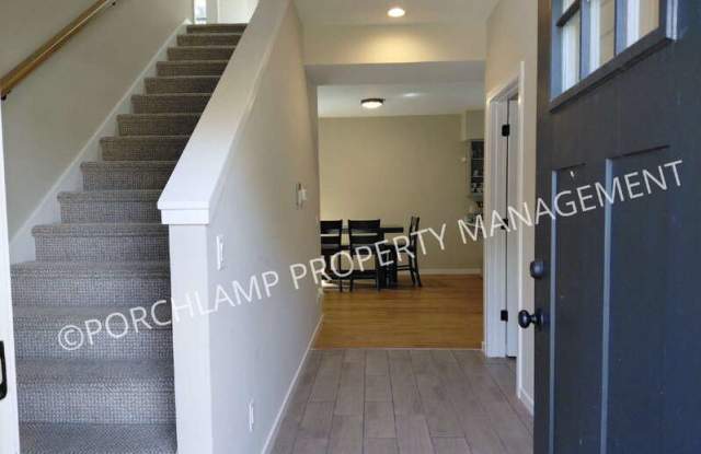 1034 Arlington Avenue Gallery 4