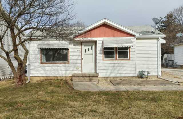 Charming 2 Bedroom 2 Bathroom House! photos photos