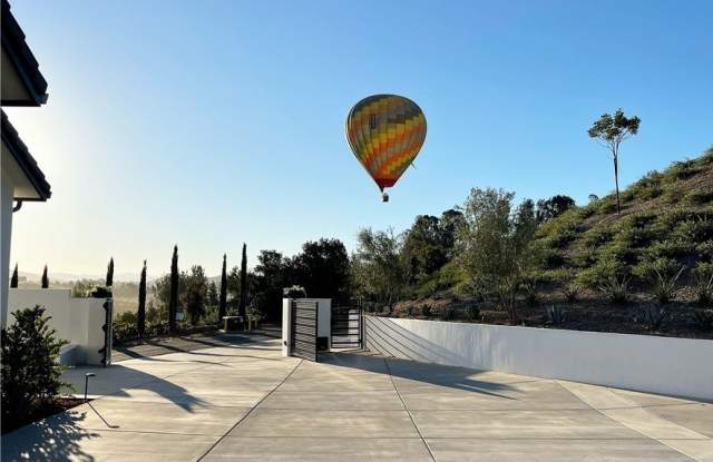 33140 Vista Del Monte Gallery 3