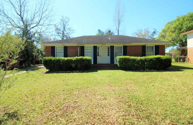 111 Gettysburg Dr - 111 Gettysburg Drive, Brent, FL 32503