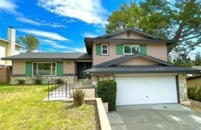 19331 Green Mountain photos photos